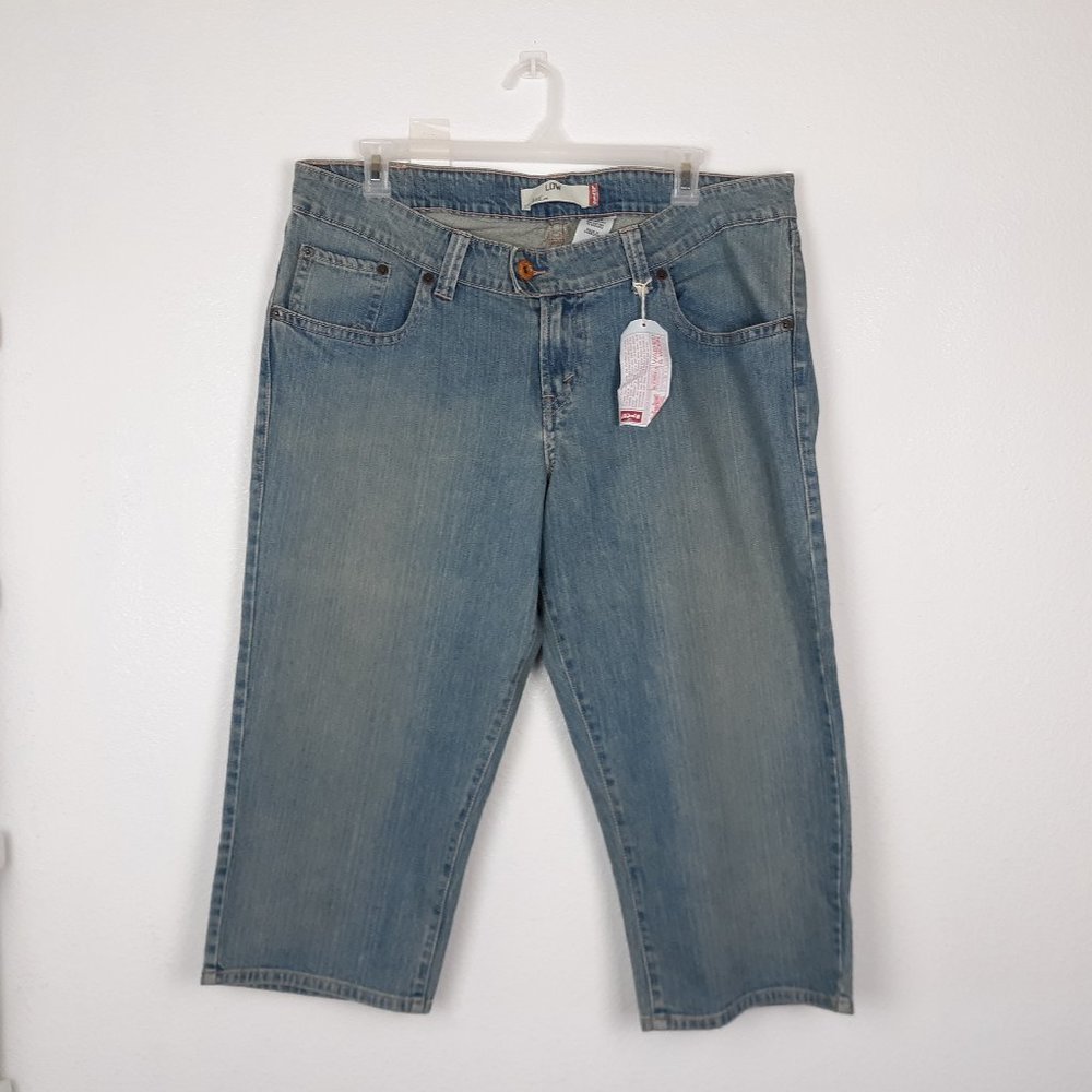 Women's Blue Denim Capri Pants